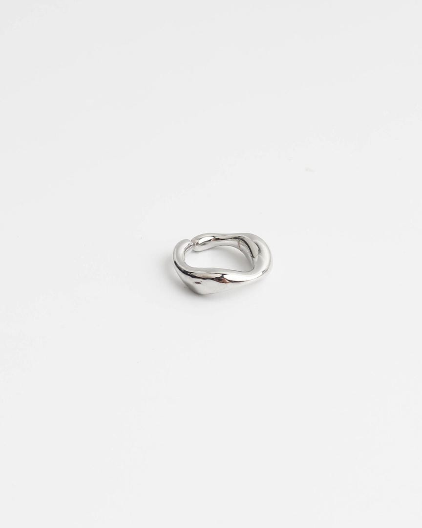 Adriana Modern Polished Earcuff