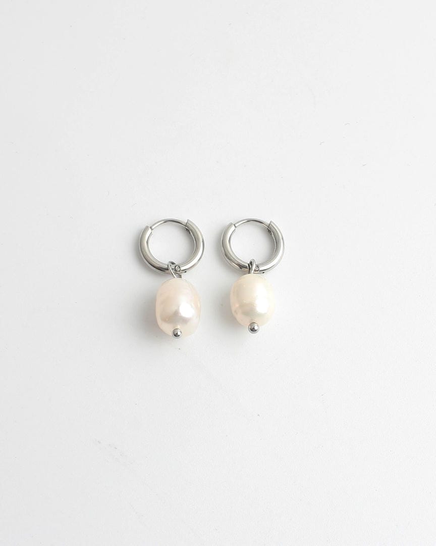 Elegant Pearl Drop Earrings
