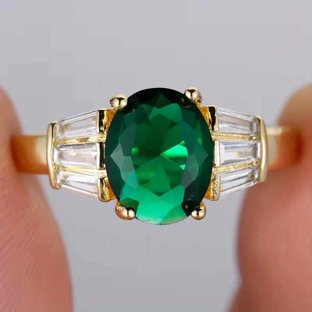Emerald Oval Classic Ring