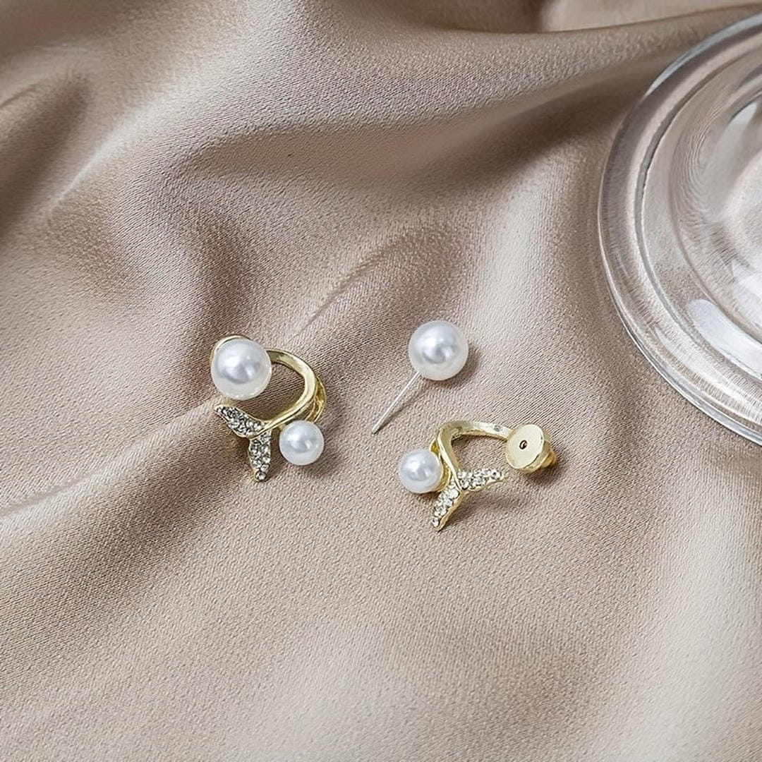 Pearl Whale Tail Ear Cuff