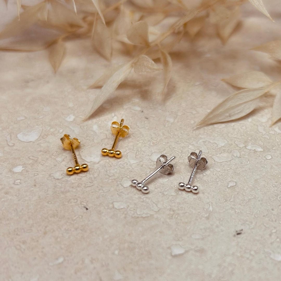 Minimal 3 Dot Studs Earrings