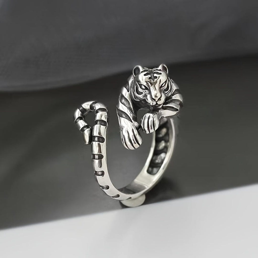 Tiger Hug Adjustable Ring