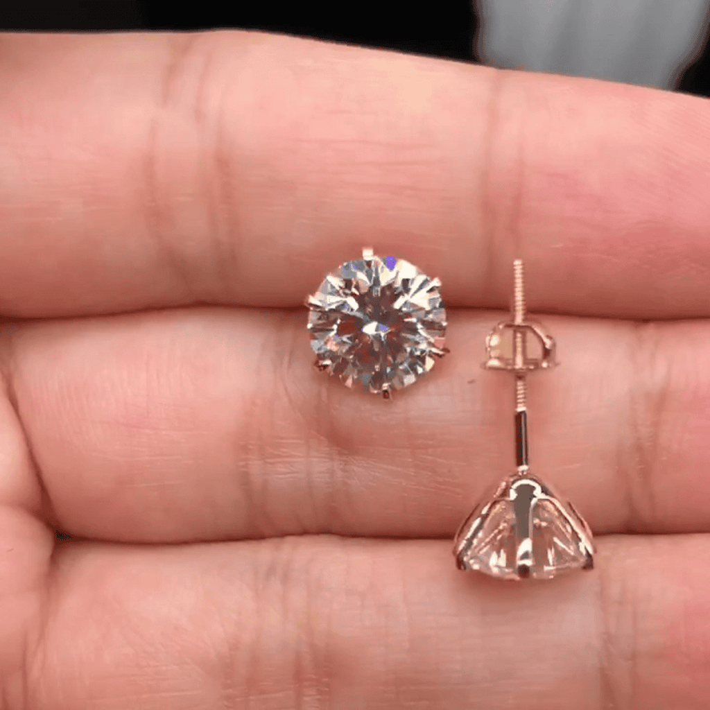 Chic White Gold Tera Earrings