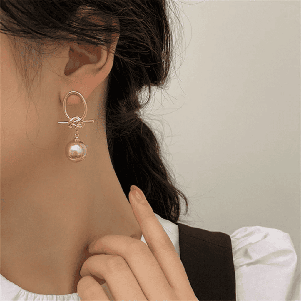 Timeless Pearl Drop Earrings