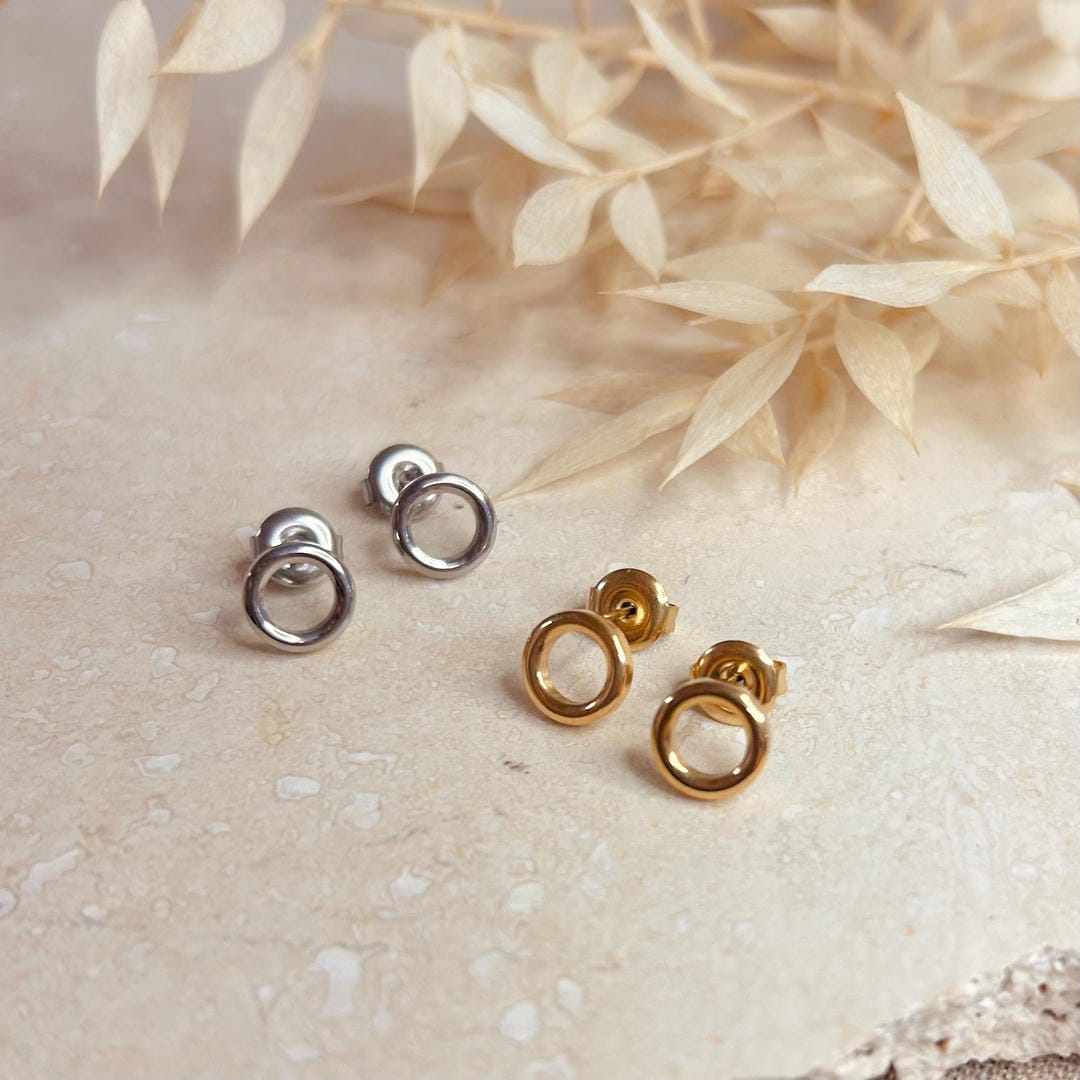 Everyday Circle Stud Earrings