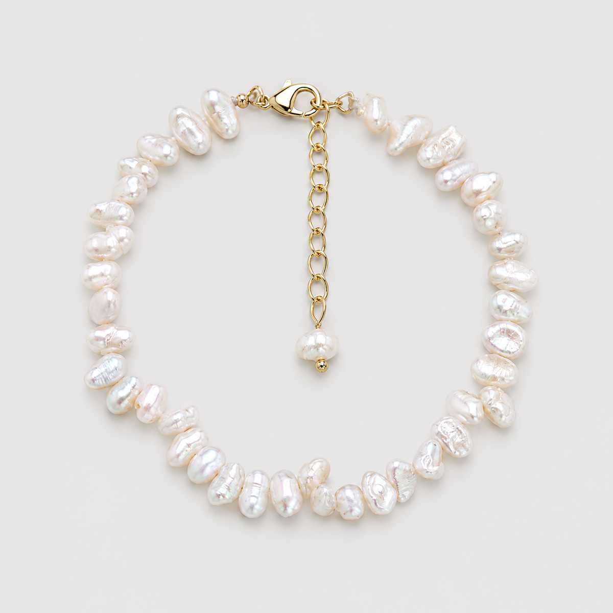 Elegant Céline Pearl Bracelet