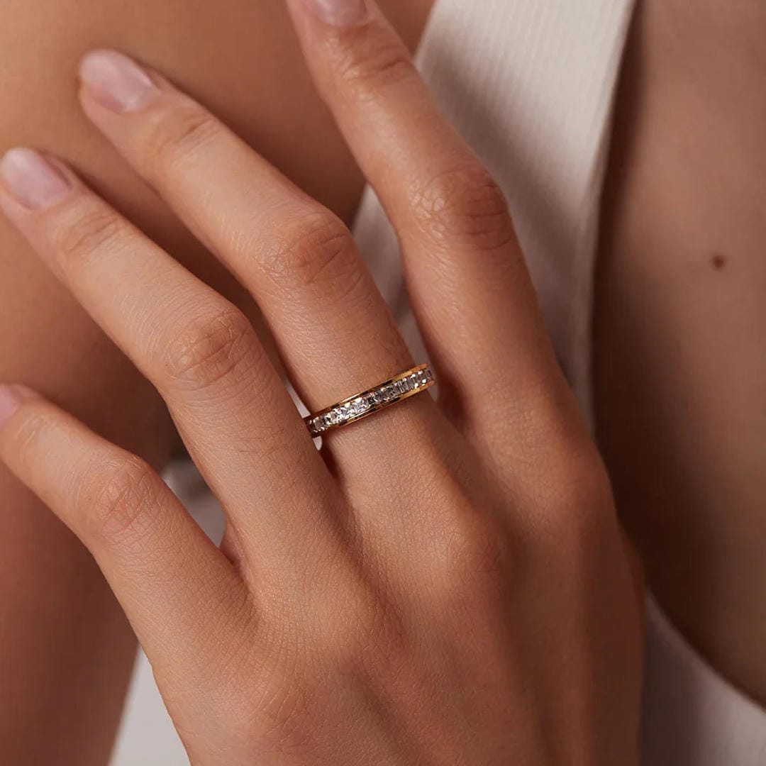 Dazzling Amelia Gold Ring