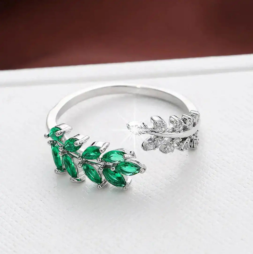 Dainty Emerald Green Leaf Ring