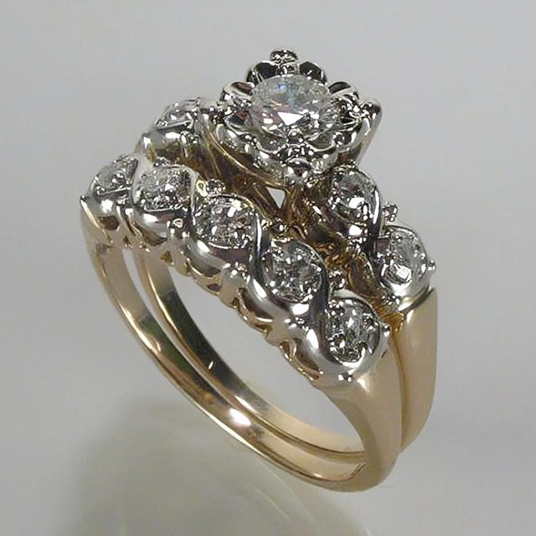 Vintage Sparkling Gold Ring