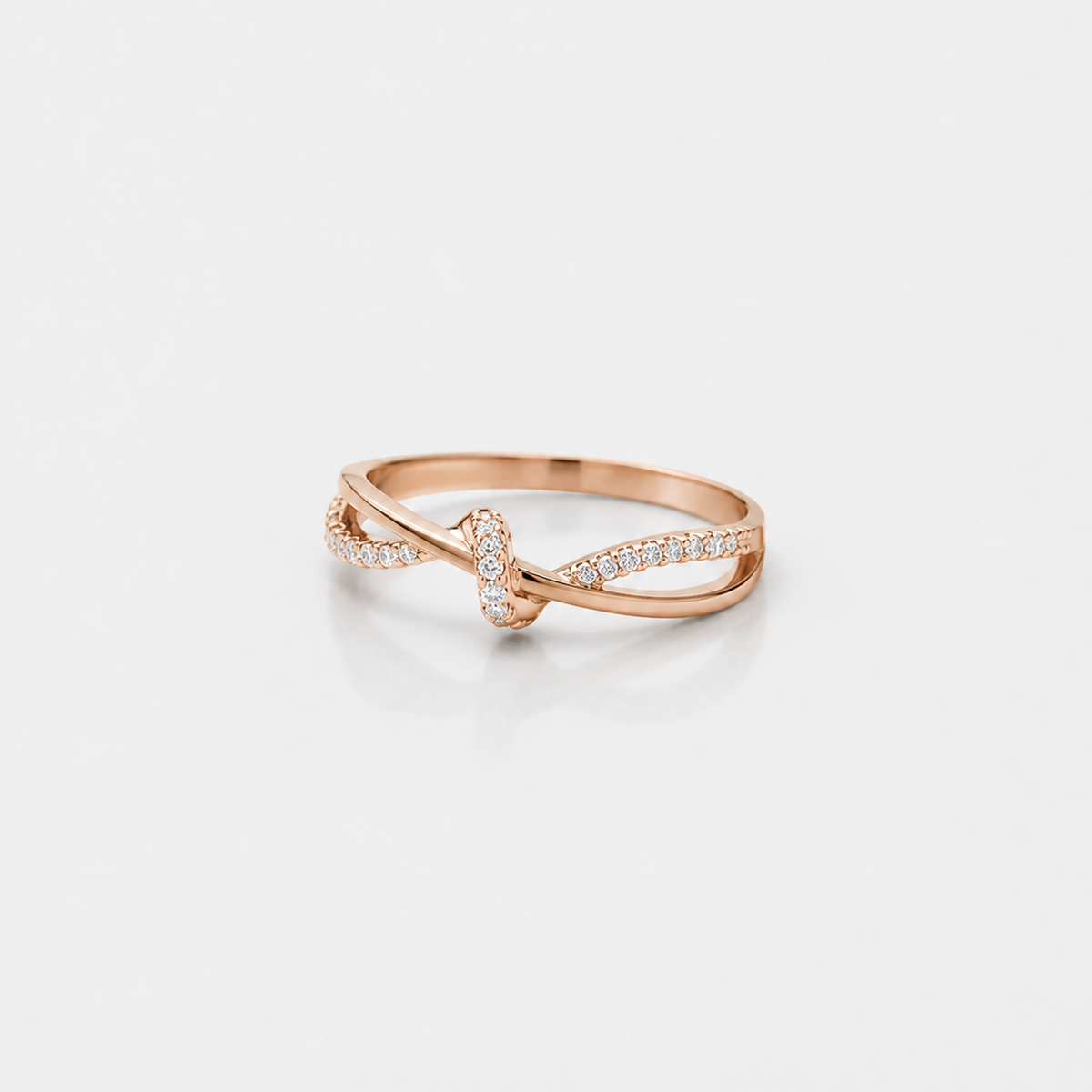 Classic Cross Knot Ring