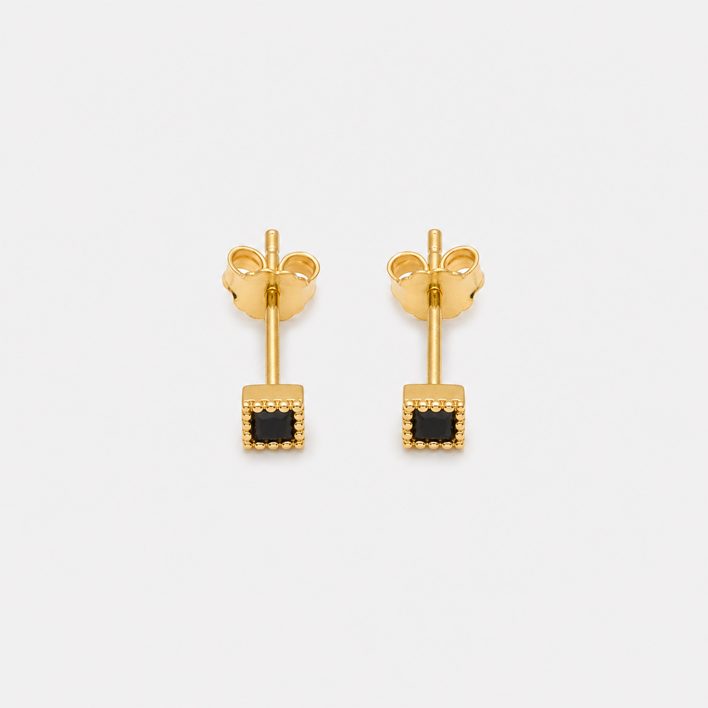 Minimal Noir Studs Earrings