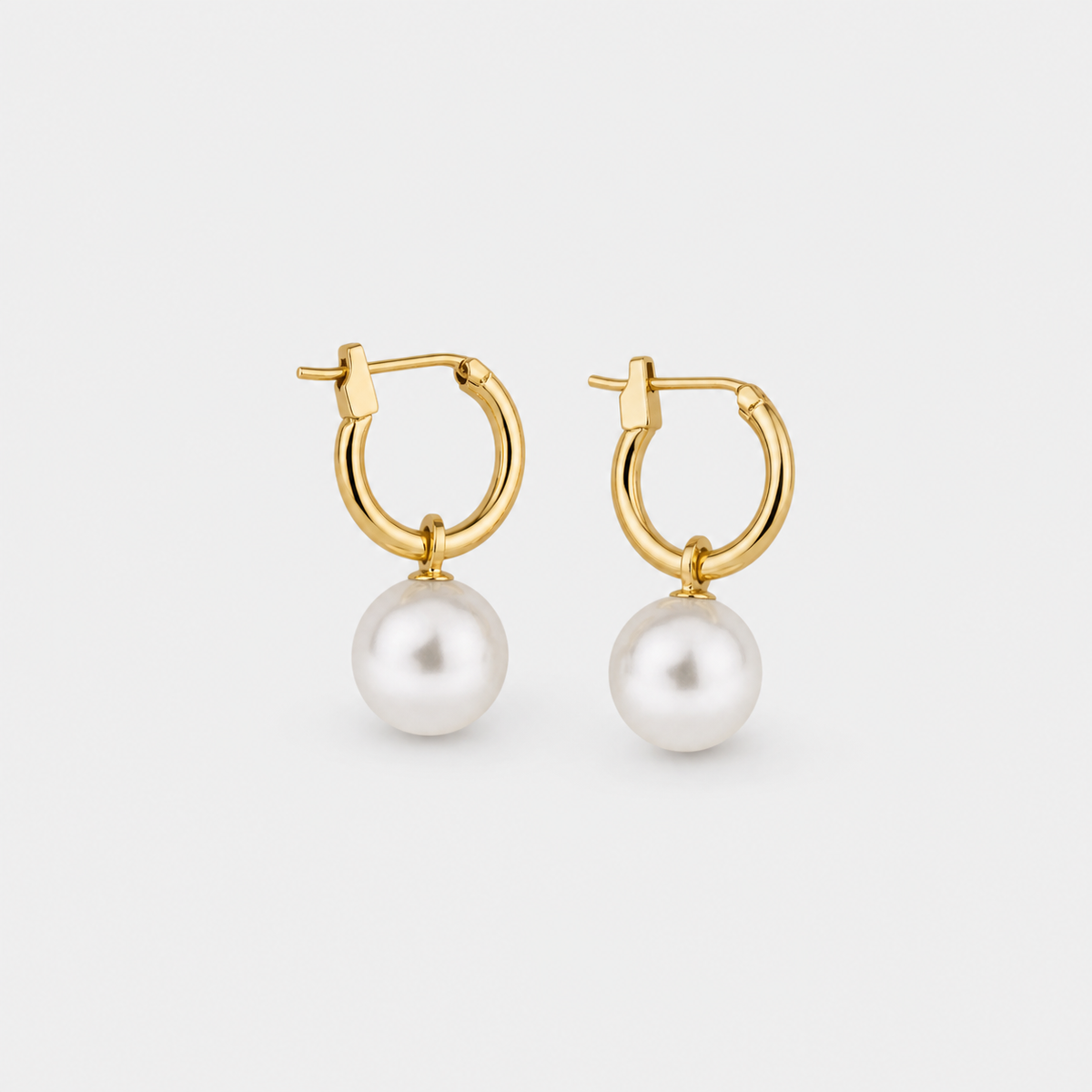 Elegant Earrings with Gold White Pearls