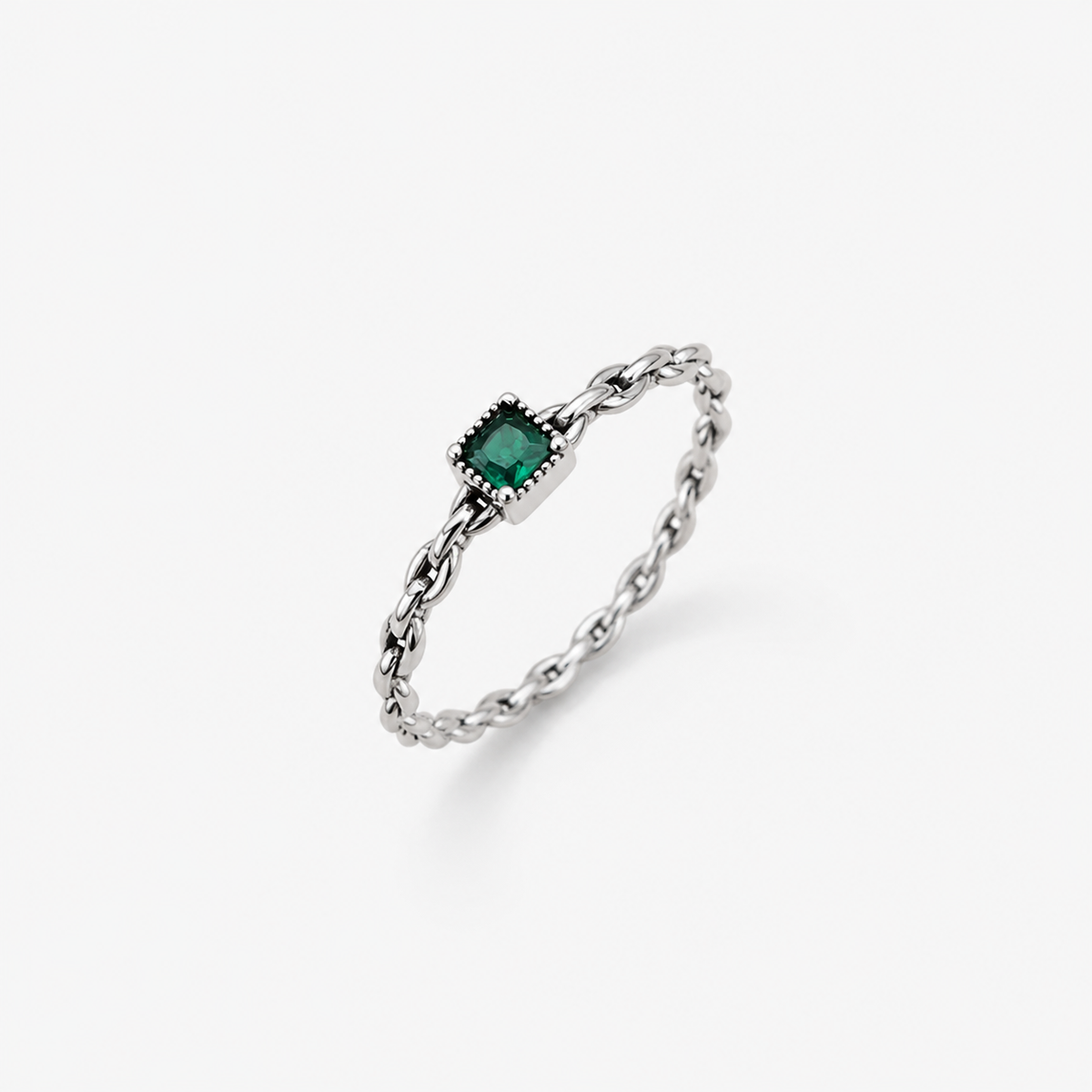 Emerald Stone Chain Ring