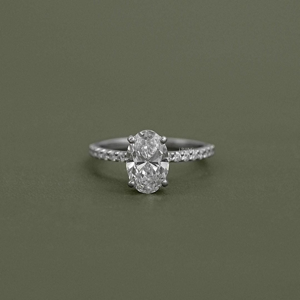 Elegant Oval-Cut Ring