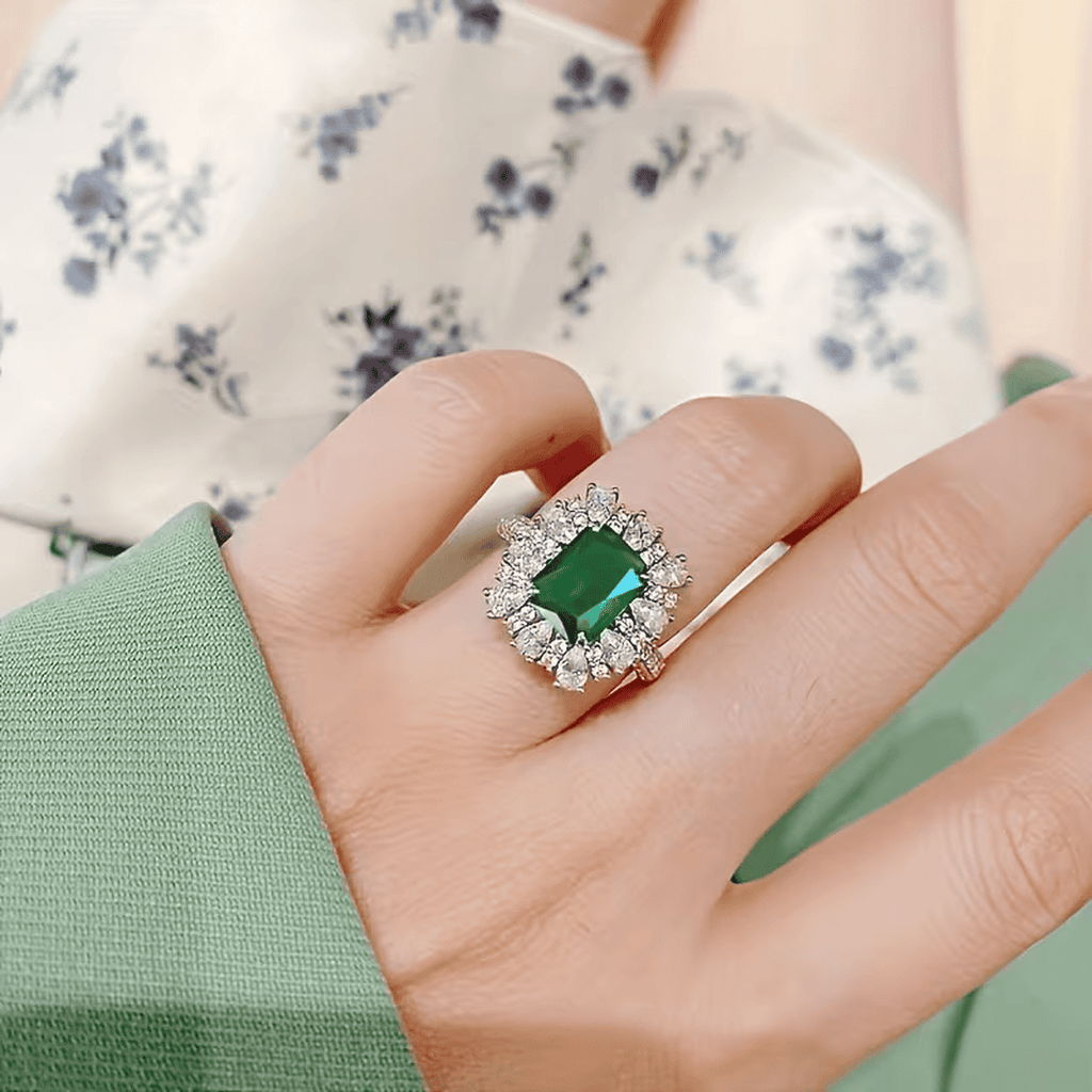 Imperial Emerald Halo Ring