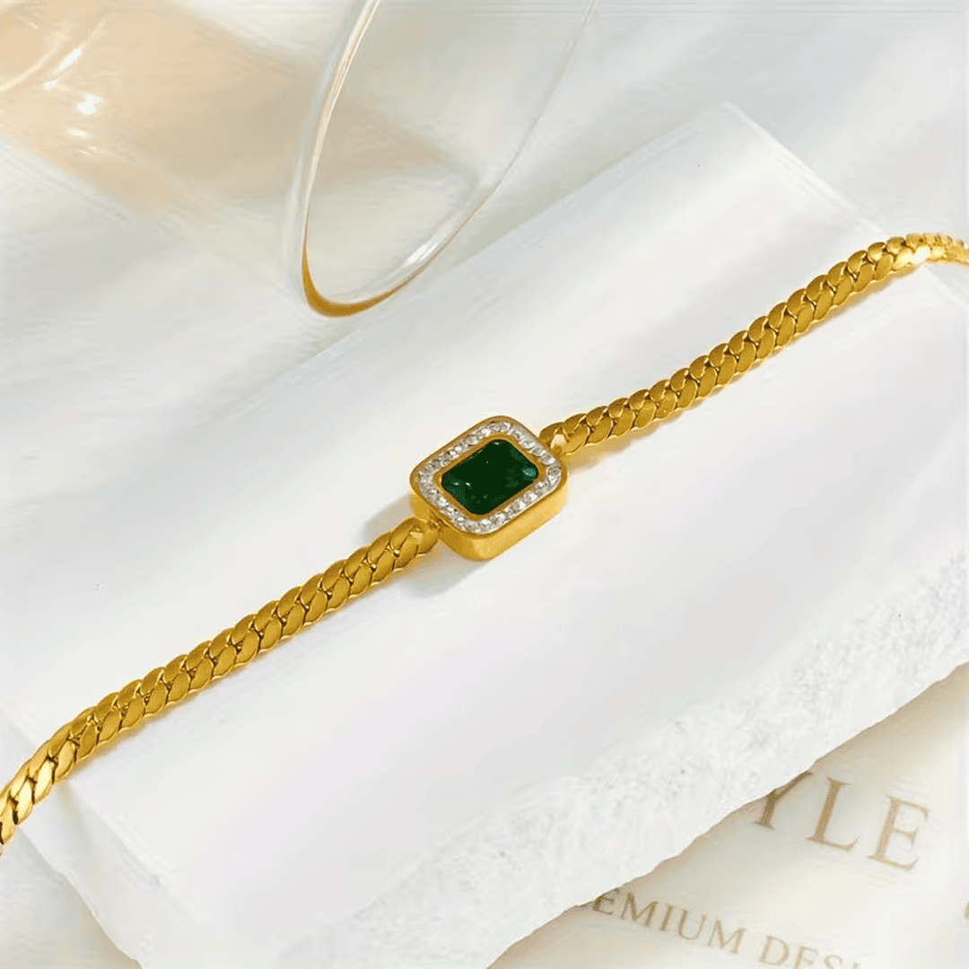 Verdant Frame Charm Bracelet