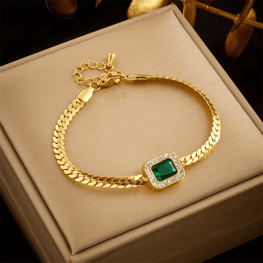 Verdant Frame Charm Bracelet
