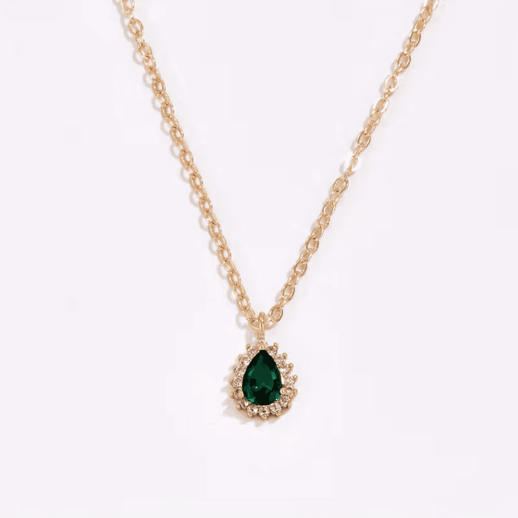 Elegant Emerald Stone Dew Necklace
