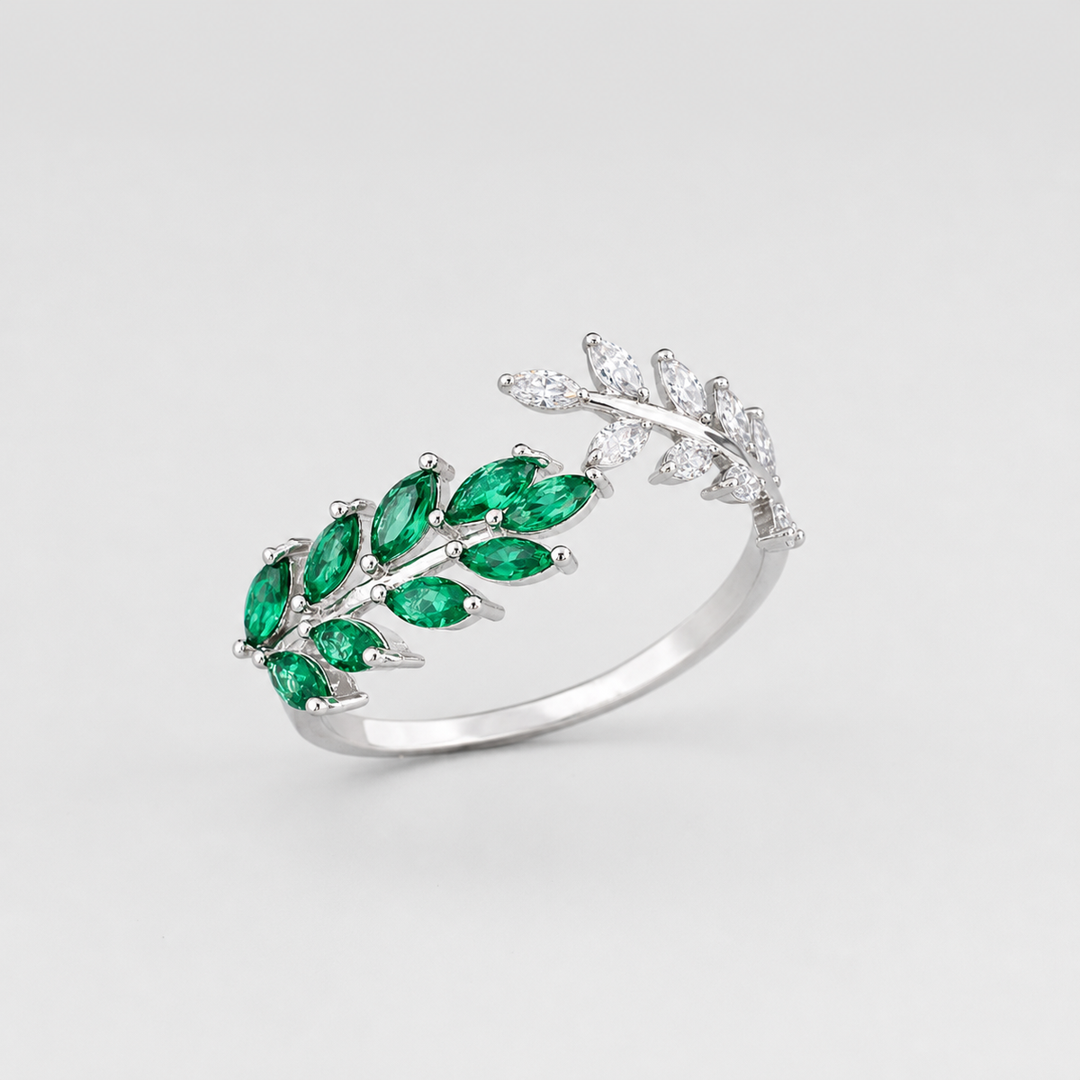 Dainty Emerald Green Leaf Ring