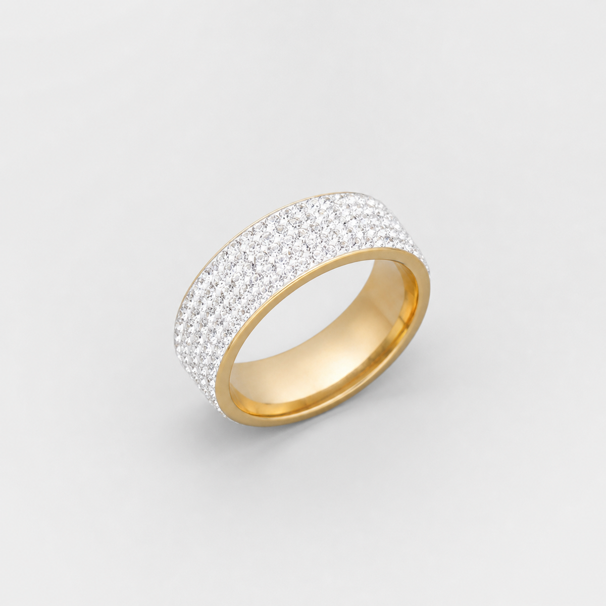 Pavelli Crystal Band Ring